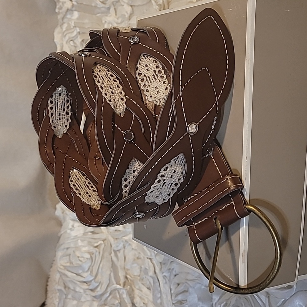 Boho Braided Womens Belt With Lace Inlay.